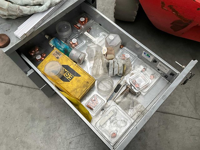 2001 esab pegasus plasmasnijmachine - afbeelding 15 van  24