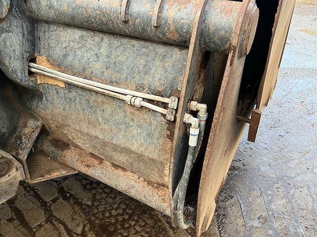 2001 eurosteel hoogkiepbak 9500l graafbak - afbeelding 13 van  16