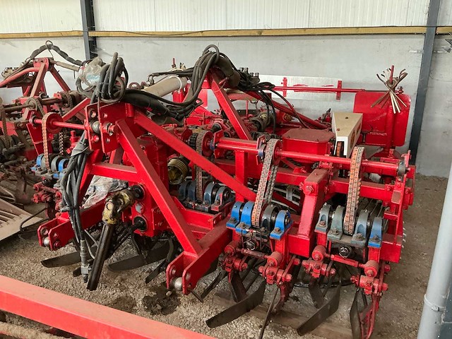 2001 gilles asc-a 48-32 - tr 24 bietenrooier combinatie met transportband - afbeelding 6 van  21