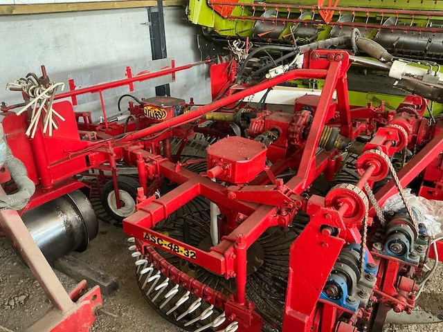2001 gilles asc-a 48-32 - tr 24 bietenrooier combinatie met transportband - afbeelding 8 van  21