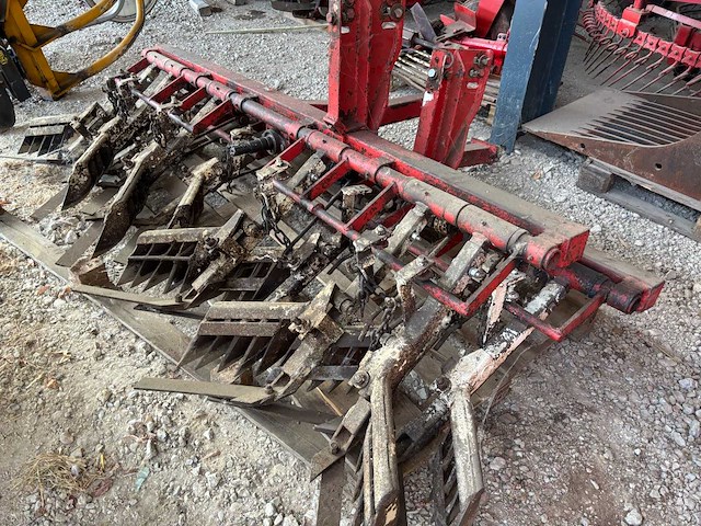 2001 gilles asc-a 48-32 - tr 24 bietenrooier combinatie met transportband - afbeelding 17 van  21