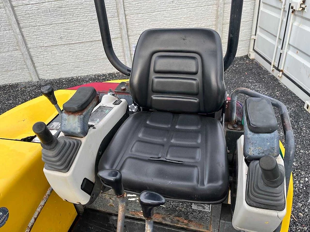 2001 ihi mini rupsgraafmachine ihi 20nx mini graafmachine – 2,1 ton – bak – snelkoppeling – voorblad - afbeelding 12 van  12
