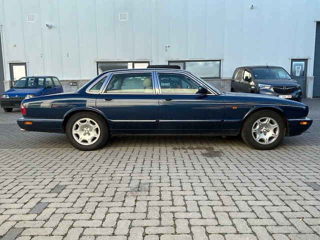 2001 jaguar xj executive personenauto - afbeelding 8 van  26