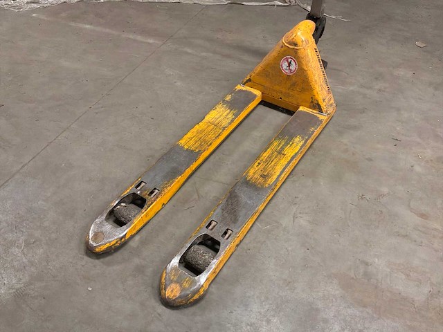 2001 jungheinrich am2200 hydraulische palletwagen - afbeelding 1 van  4
