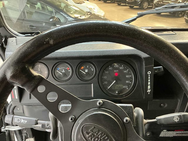 2001 landrover defender 90 personenauto - afbeelding 2 van  10