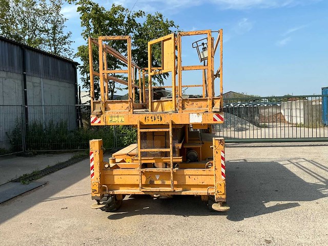 2001 liftlux sl 110-20 d4wd-s zelfrijdende schaarhoogwerker met vierwielaandrijving - afbeelding 25 van  29