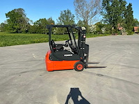 2001 linde e14-02 vorkheftruck - afbeelding 47 van  101