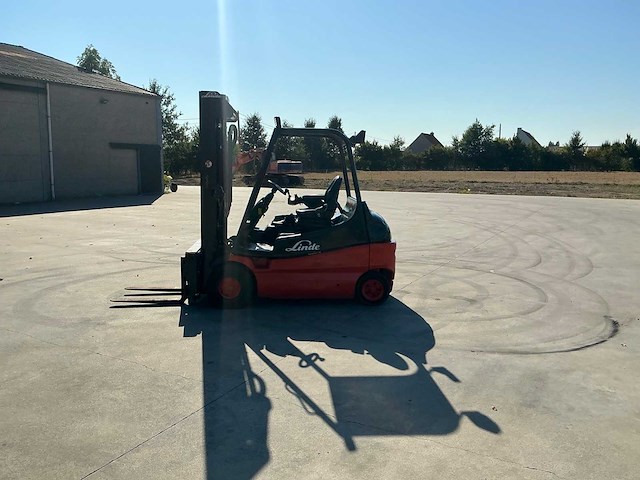 2001 linde e30/02 vorkheftruck - afbeelding 7 van  26