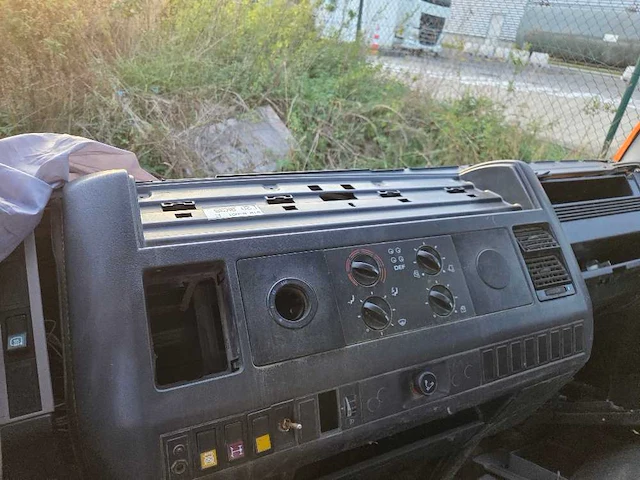 2001 man le 160 c kipper (l2000) – mechanische inspuiting - afbeelding 8 van  19