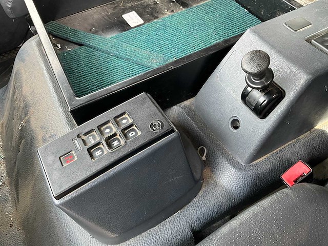 2001 mercedes benz 1325f brandweerwagen pomp vrachtwagen - afbeelding 3 van  29