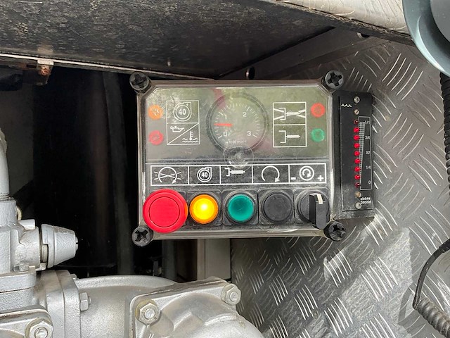 2001 mercedes benz 1325f brandweerwagen pomp vrachtwagen - afbeelding 18 van  29