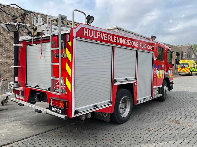 2001 mercedes benz 1325f brandweerwagen pomp vrachtwagen - afbeelding 25 van  29