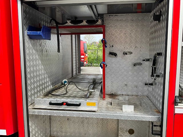2001 mercedes benz 1325f brandweerwagen pomp vrachtwagen - afbeelding 13 van  28