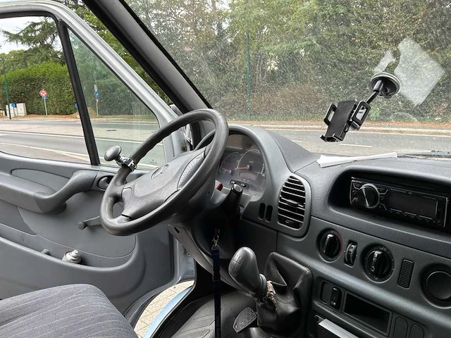 2001 mercedes-benz 416 cdi-d truck - afbeelding 9 van  25
