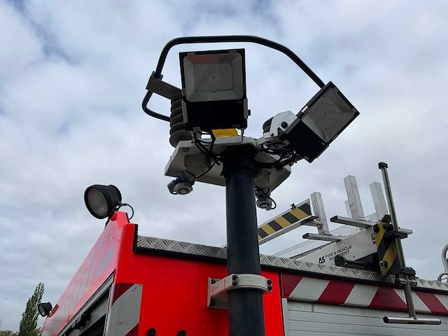 2001 mercedes benz atego 1325 brandweerwagen pomp vrachtwagen - afbeelding 8 van  26