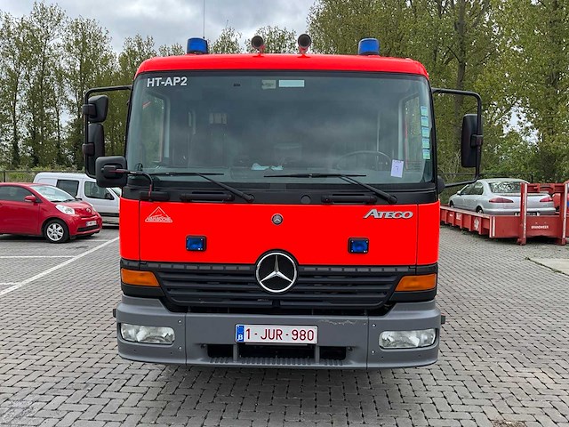 2001 mercedes benz atego 1325 brandweerwagen pomp vrachtwagen - afbeelding 12 van  26
