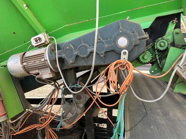 2001 miedema sb 1151 sz stortbak - afbeelding 10 van  22