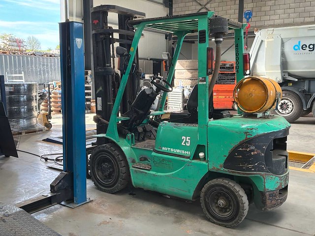 2001 mitsubishi 25 telehandler - afbeelding 8 van  14