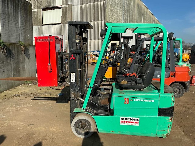 2001 mitsubishi fb2026 vorkheftruck - afbeelding 11 van  17