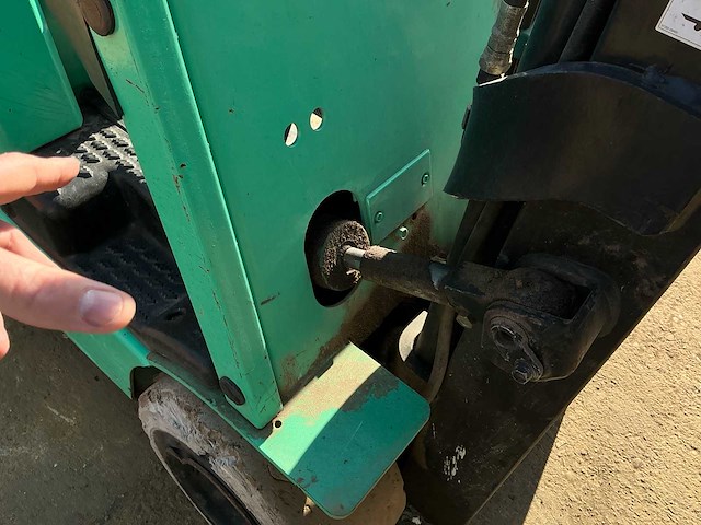 2001 mitsubishi fb2026 vorkheftruck - afbeelding 2 van  17