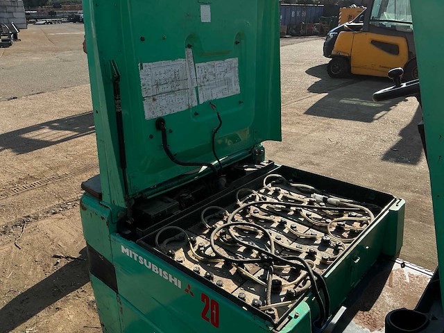 2001 mitsubishi fb2026 vorkheftruck - afbeelding 6 van  17