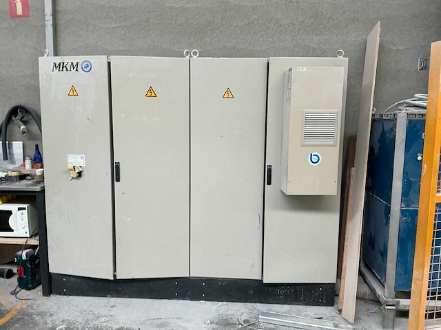 2001 mkm uni-portal 325/14000 cnc grootformaat freesmachine - afbeelding 4 van  15