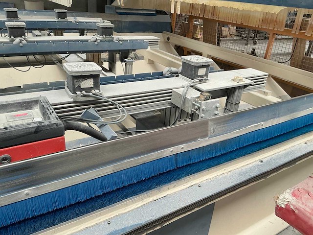 2001 mkm uni-portal 325/14000 cnc grootformaat freesmachine - afbeelding 10 van  15