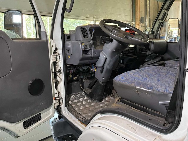 2001 nissan cabstar truck - afbeelding 9 van  30