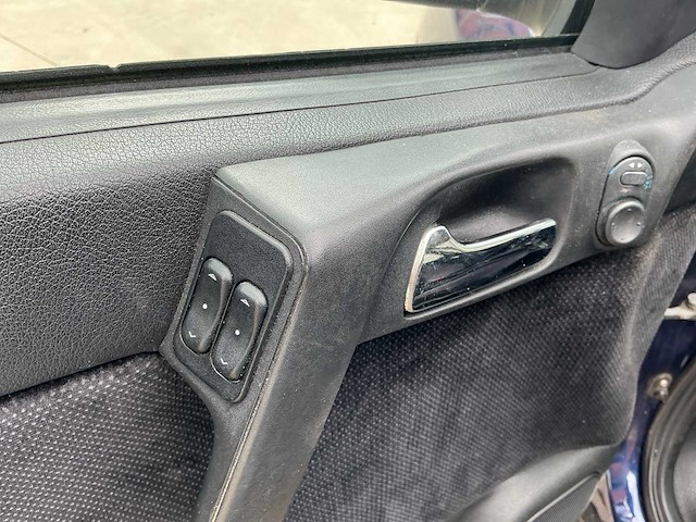 2001 opel astra personenauto - afbeelding 4 van  11