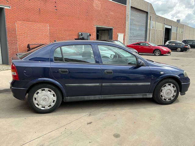 2001 opel astra personenauto - afbeelding 14 van  17
