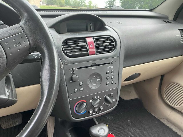 2001 opel corsa - afbeelding 13 van  21
