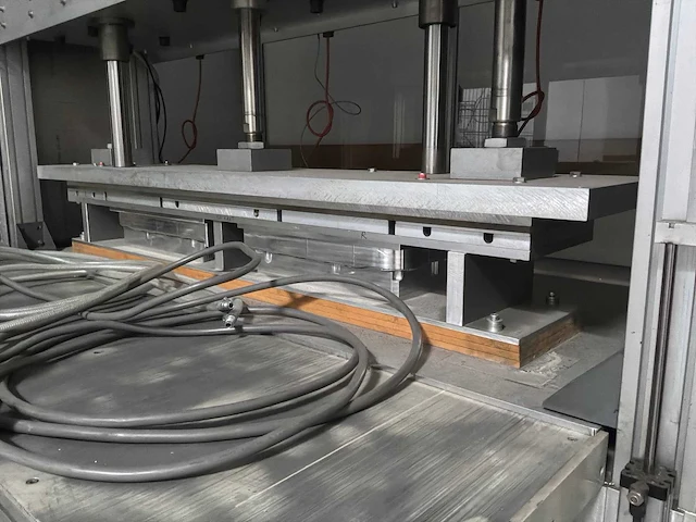 2001 pmf unifold em010 persmachine - afbeelding 6 van  11