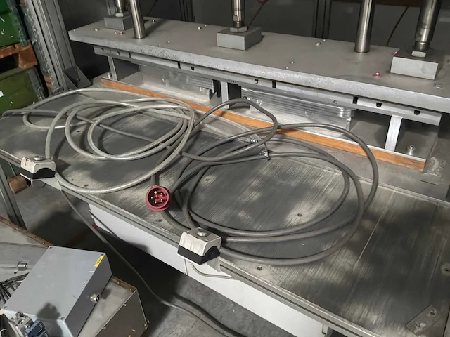 2001 pmf unifold em010 persmachine - afbeelding 7 van  11