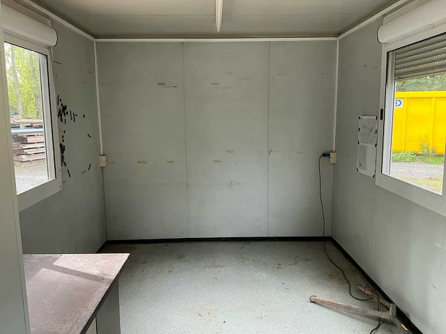 2001 real u652 werfcontainer - afbeelding 8 van  10