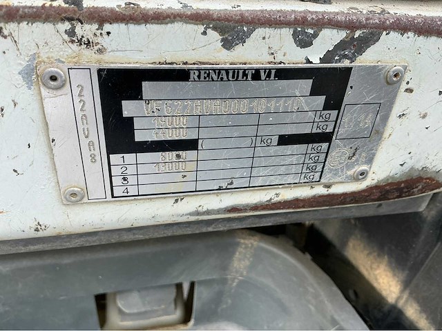 2001 renault 22 ava 320 dci vrachtwagen - afbeelding 24 van  32