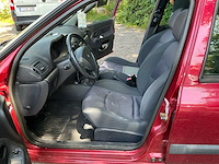 2001 renault clio b personenauto - afbeelding 17 van  21