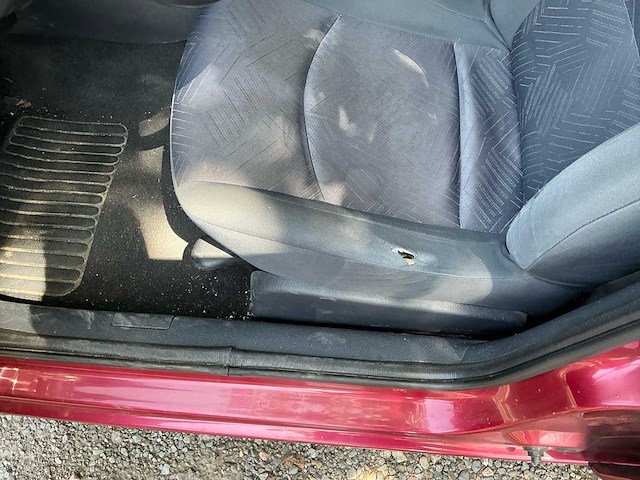 2001 renault clio b personenauto - afbeelding 16 van  41