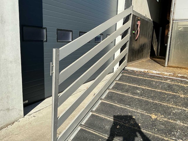 2001 renault paardenvrachtwagen - afbeelding 34 van  54