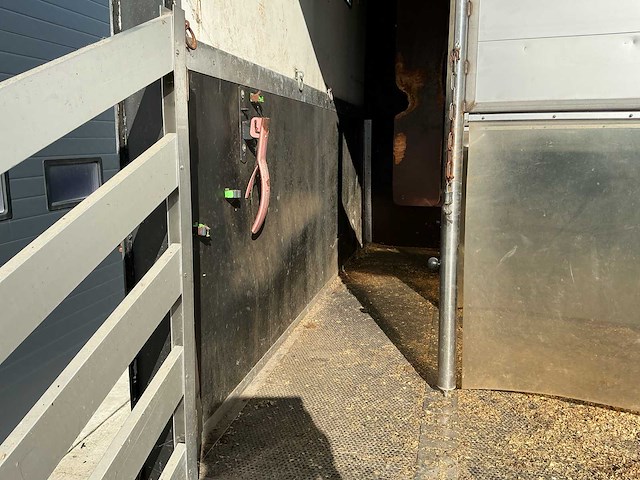 2001 renault paardenvrachtwagen - afbeelding 35 van  54