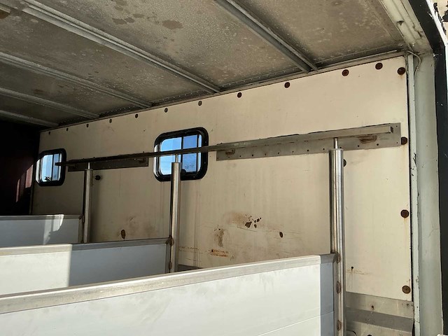 2001 renault paardenvrachtwagen - afbeelding 37 van  54