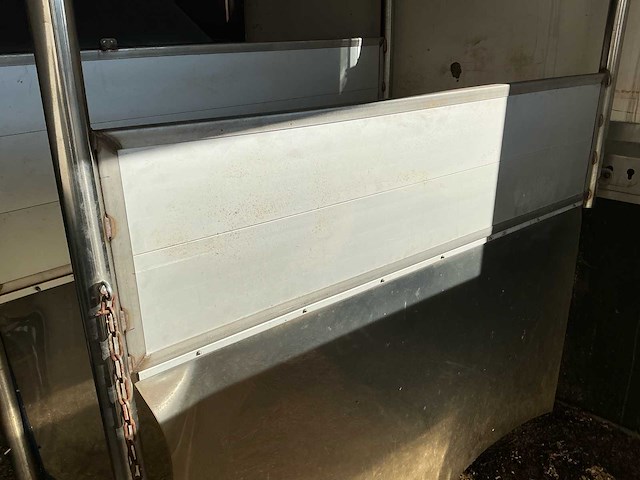 2001 renault paardenvrachtwagen - afbeelding 39 van  54