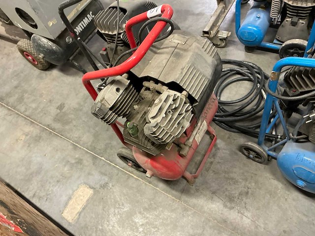 2001 rolair mobiele compressor - afbeelding 3 van  4
