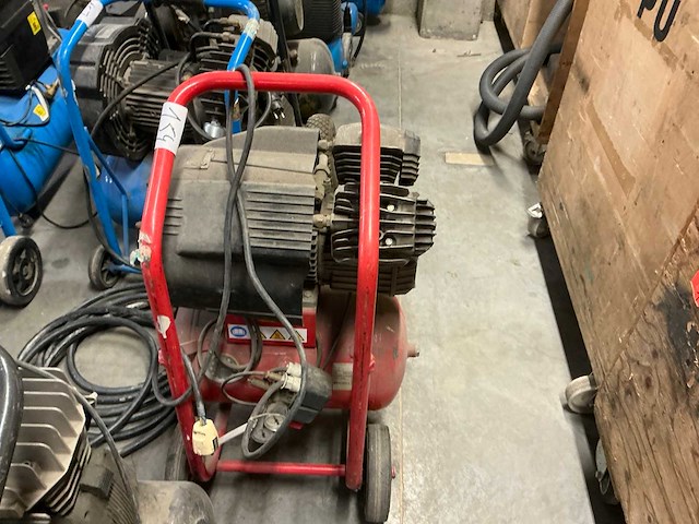 2001 rolair mobiele compressor - afbeelding 4 van  4