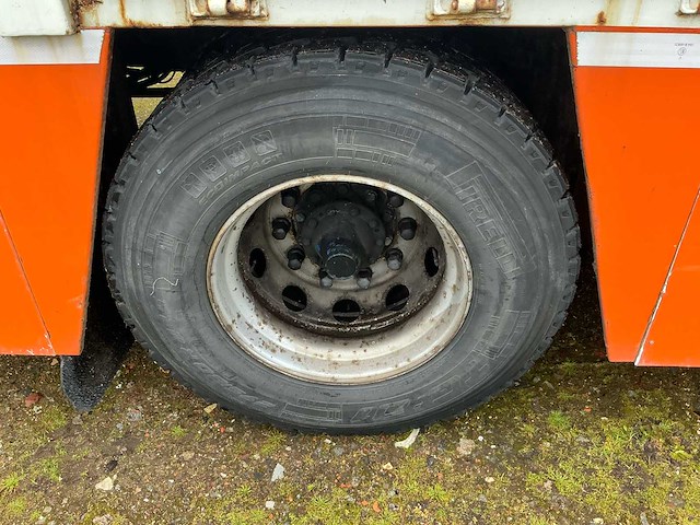 2001 scania gb4x2/6 vrachtwagen + kraan - afbeelding 4 van  47