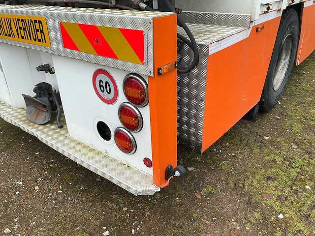 2001 scania gb4x2/6 vrachtwagen + kraan - afbeelding 5 van  47