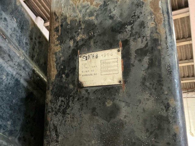 2001 scania gb4x2/6 vrachtwagen + kraan - afbeelding 29 van  47