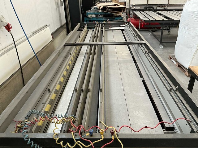 2001 shannon hrp300 kunststof-buig machine - afbeelding 10 van  14