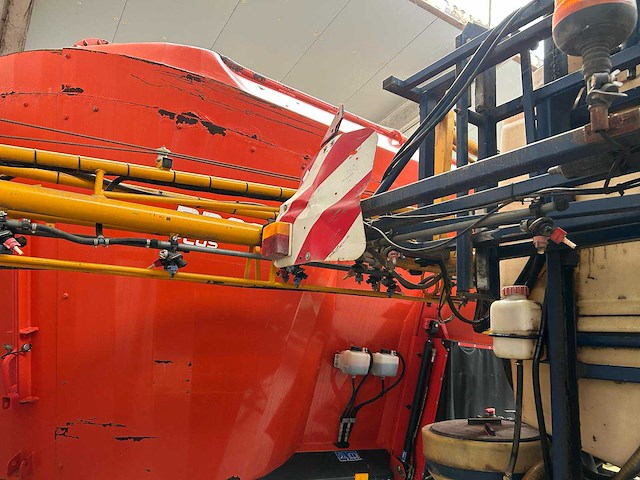 2001 sieger sma gemonteerde spuit - afbeelding 11 van  16