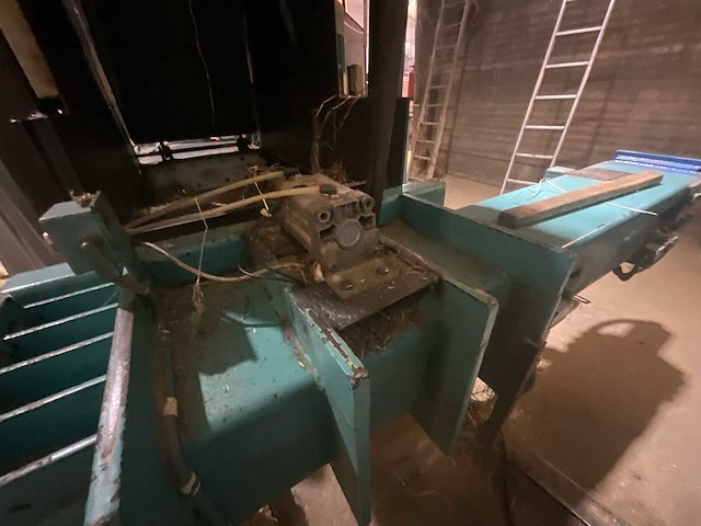 2001 valvan balling systems valvan hydraulische press + unit transvac sup jumbo mk2 hydraulische pers, compactor line en transvac unit - afbeelding 19 van  24