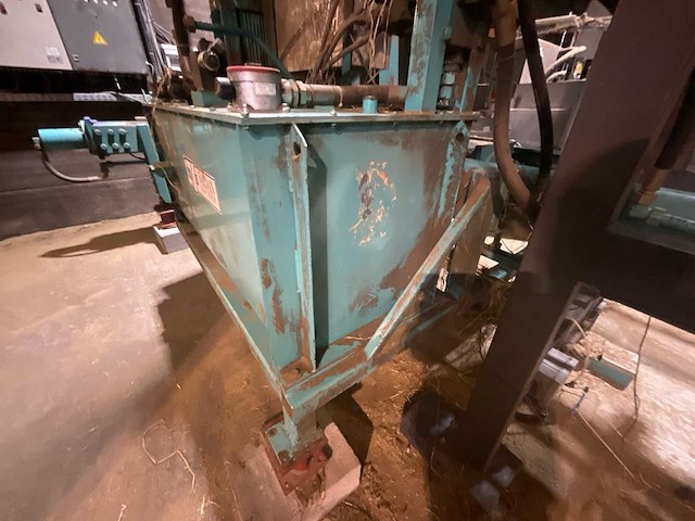 2001 valvan balling systems valvan hydraulische press + unit transvac sup jumbo mk2 hydraulische pers, compactor line en transvac unit - afbeelding 23 van  24